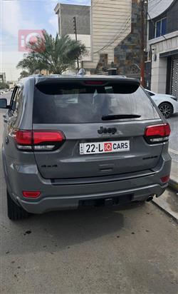 جيب جراند شيروكي